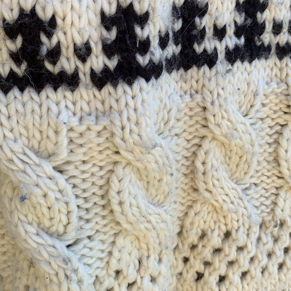 American Eagle Pattern Thick Knit Warm Sweater Si… - image 3